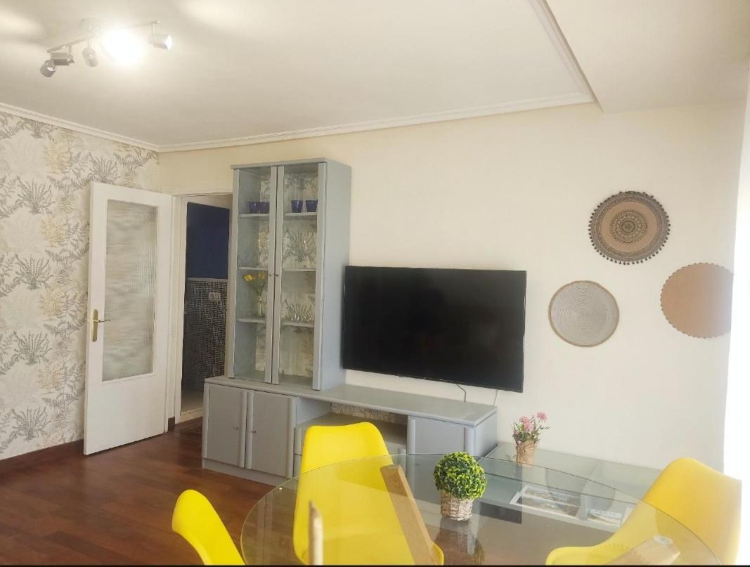 Apartamento Centrico Con Wifi Авілес Екстер'єр фото